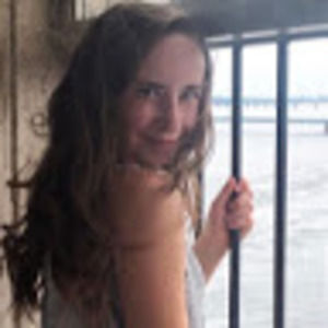 Meet your Posher, Madeline